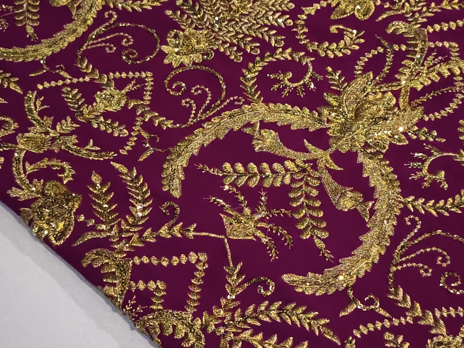 Georgette Bordado Floral Buganvilla Lentejuela Oro